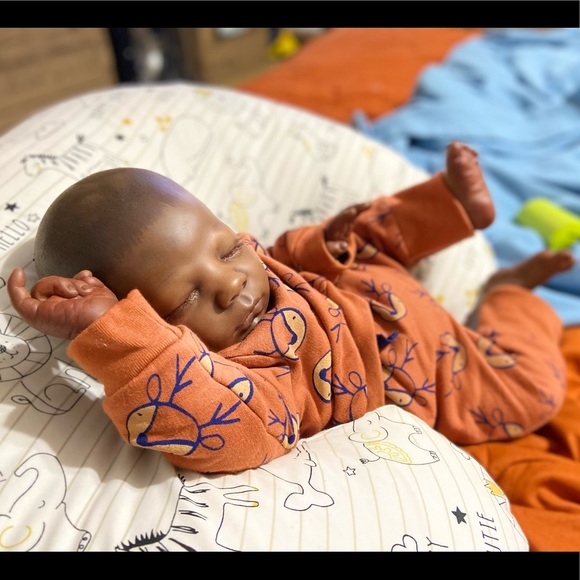 **Reserve** Realborn Reborn Baby Dominic - Picture 3 of 9